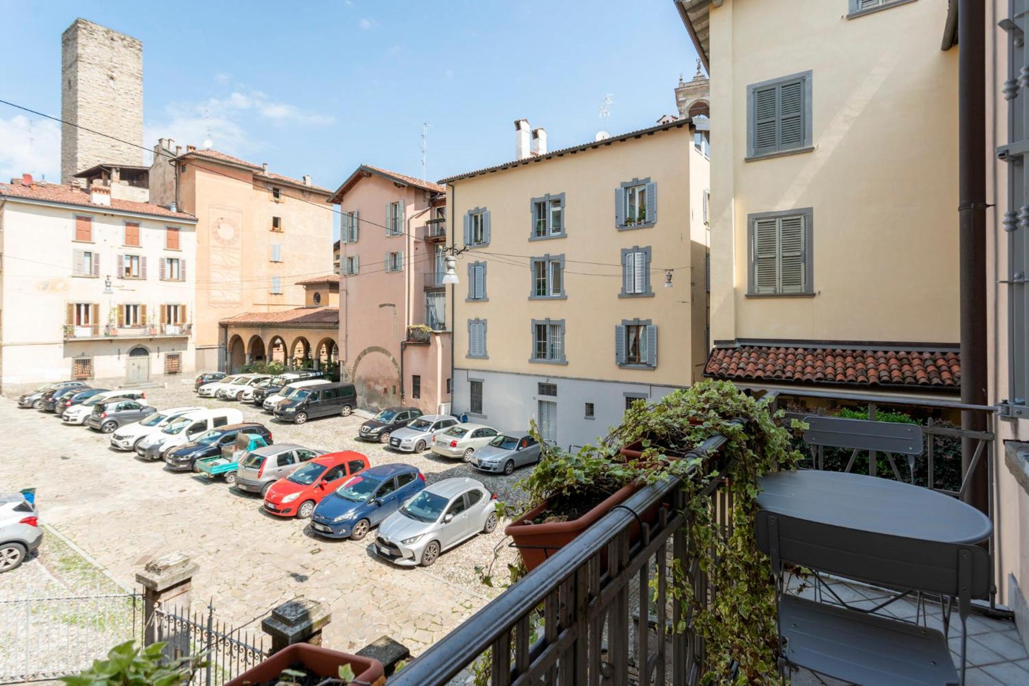 ホテル Casa Di Sofia Citta Alta ベルガモ エクステリア 写真