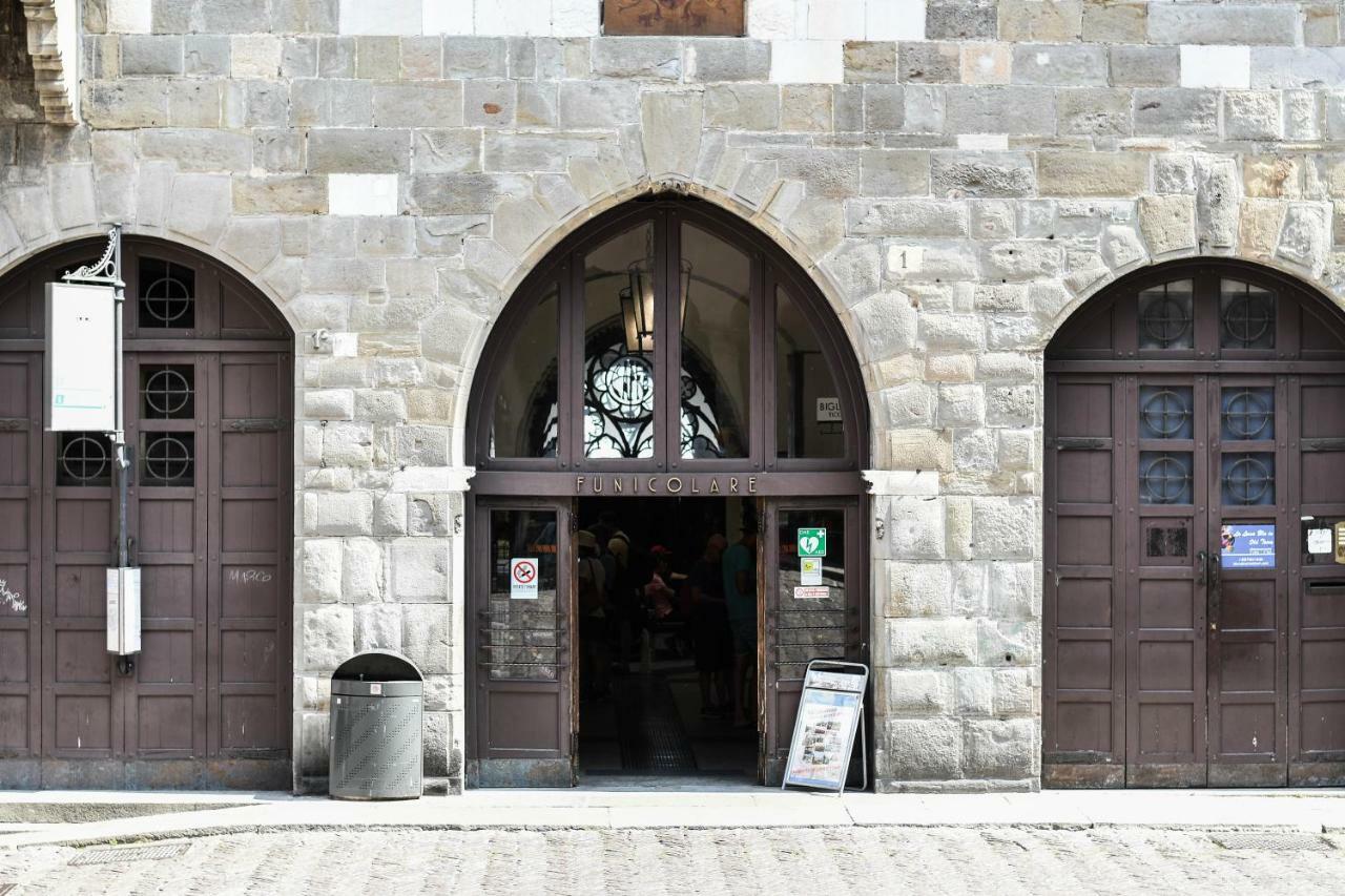 ホテル Casa Di Sofia Citta Alta ベルガモ エクステリア 写真